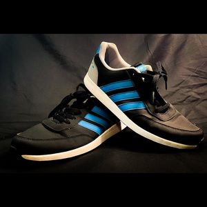 Adidas-black/gray/white tennis shoes